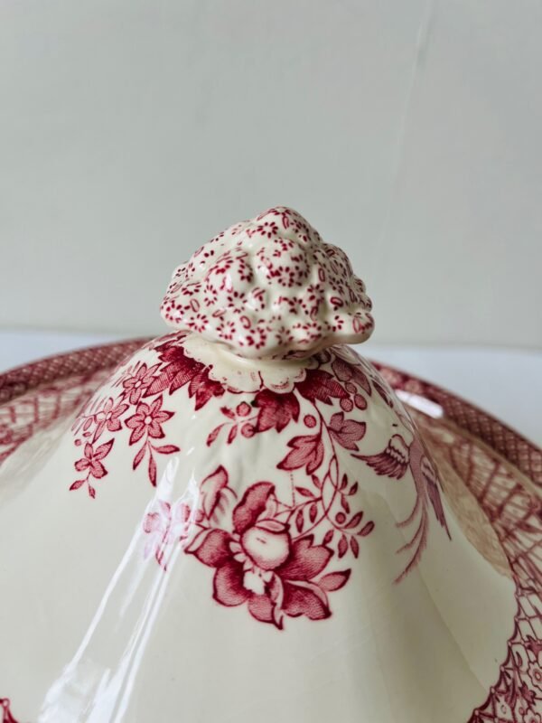 Mason’s Stratford Pink – Dekschaal / Terrine met Deksel (Covered Bowl / Tureen with Lid) Mason’s Stratford Pink – Dekschaal / Terrine met Deksel (Covered Bowl / Tureen with Lid)