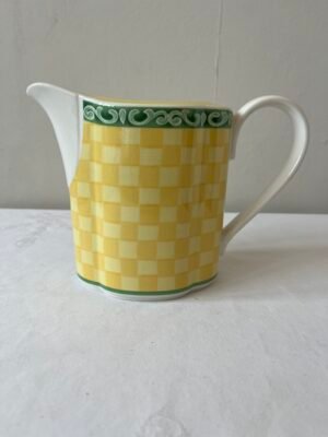 Villeroy & Boch – Switch Summerhouse Collection | Acacia Schenkkan / Pitcher (ca. 1L, H15,5 cm, B20,5 cm)