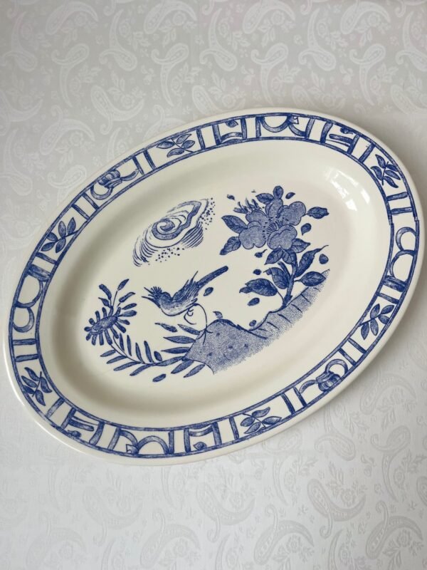 Faïencerie de Gien France – Oiseau Blue | Ovale Serveerschaal (L37 x B26 cm) Faïencerie de Gien France – Oiseau Blue | Ovale Serveerschaal (L37 x B26 cm)