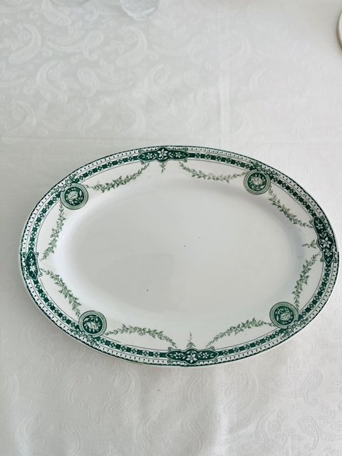 Boch La Louvière – Péricon – Serveerschaal met Deksel & Ovale Schaal (Set) Boch La Louvière – Péricon – Serveerschaal met Deksel & Ovale Schaal (Set)