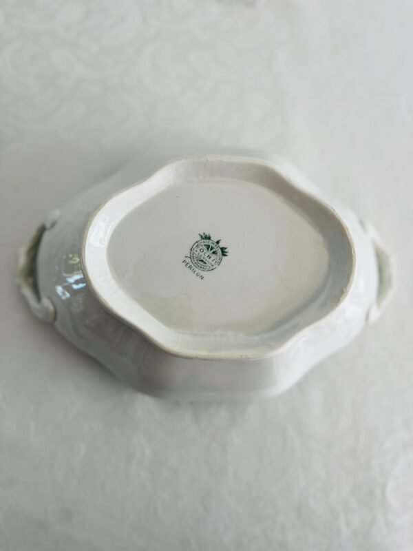 Boch La Louvière – Péricon – Serveerschaal met Deksel & Ovale Schaal (Set) Boch La Louvière – Péricon – Serveerschaal met Deksel & Ovale Schaal (Set)