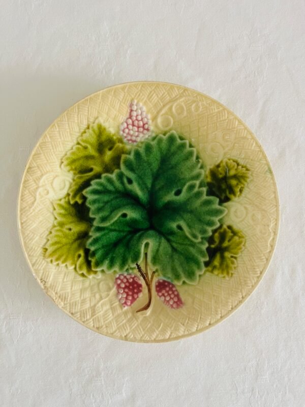 Barbotine Majolica – Waarschijnlijk Salins – Set van 2 Borden Barbotine Majolica – Waarschijnlijk Salins – Set van 2 Borden