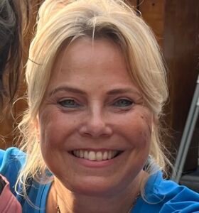 Dorine eigenaresse enjoy your table