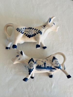 Handbeschilderd Delfts Blauw – Koe-Melkkannetjes (Set van 2)