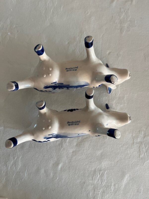 Handbeschilderd Delfts Blauw – Koe-Melkkannetjes (Set van 2) Handbeschilderd Delfts Blauw – Koe-Melkkannetjes (Set van 2)