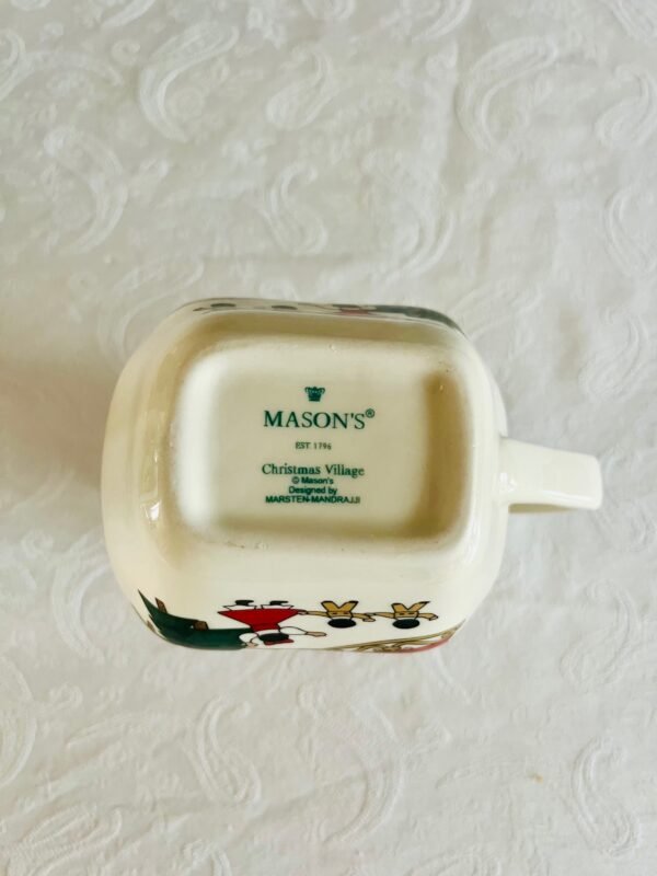 Mason’s – Christmas Village – Roomstel (Melkkan & Suikerpot met deksel) Mason’s – Christmas Village – Roomstel (Melkkan & Suikerpot met deksel)