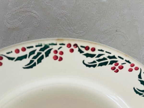 Faïencerie Choisy-le-Roi – Houx – Set van 6 Kleine Dinerborden / Small Dinner Plates Faïencerie Choisy-le-Roi – Houx – Set van 6 Kleine Dinerborden / Small Dinner Plates