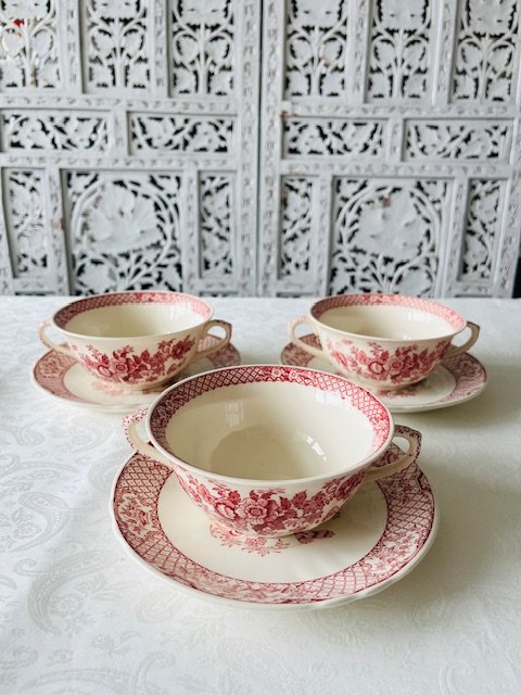 Mason’s – Stratford Pink – Soepkoppen met Schotels / Soup Cups and Saucers