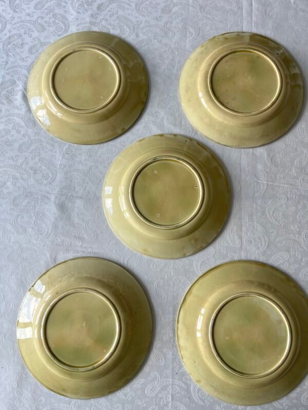 Antieke Onnaing Frankrijk barbotine borden Ø21 cm – set van 5