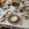 Luxe tafelstyling in vintage chic stijl met Gien France Feuilles de Chene servies en kristallen glazen