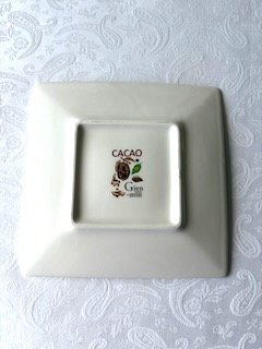 gien cacao serveerschaaltje achterkant merkstempel